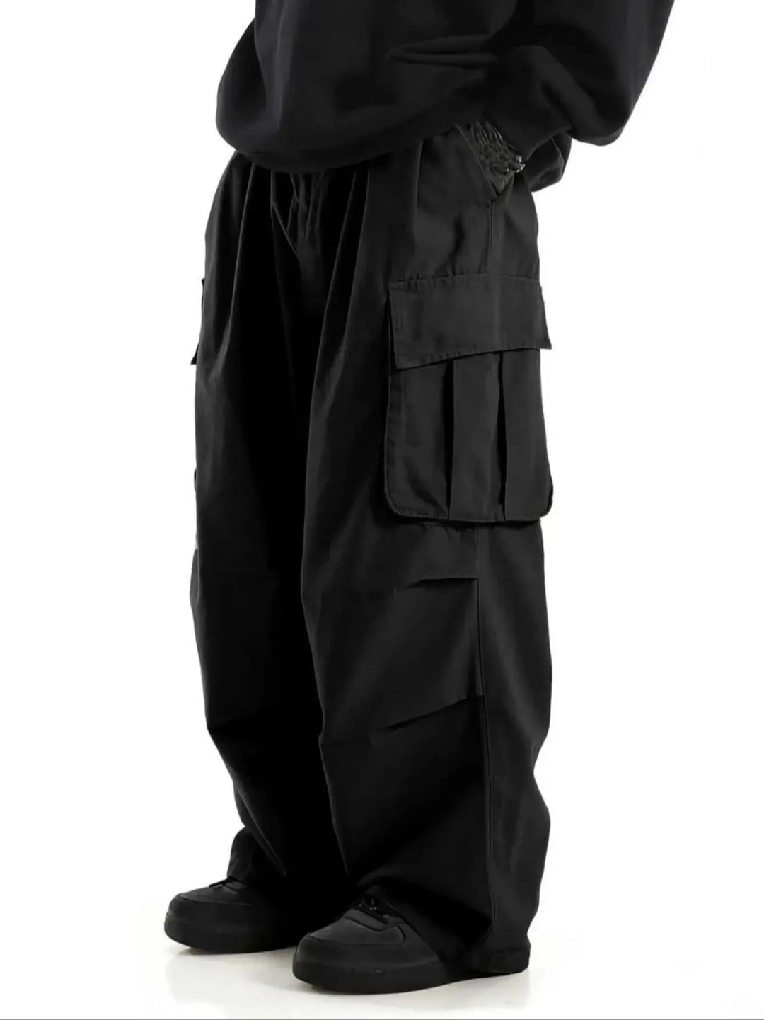 Pantalón Cargo Pierna Ancha Hombre — Urbano Holgado