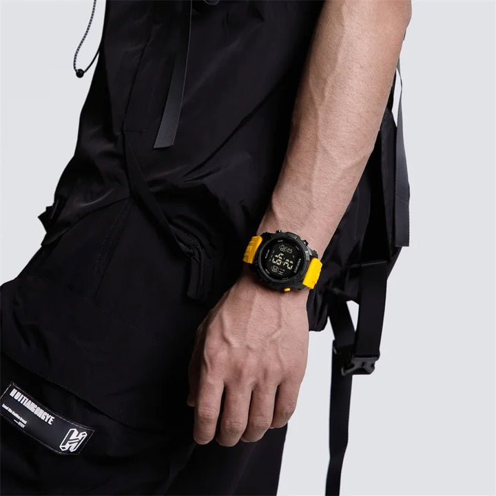 Reloj NAVIFORCE NF7104 Hombre — Digital LCD 50M Resistente al Agua