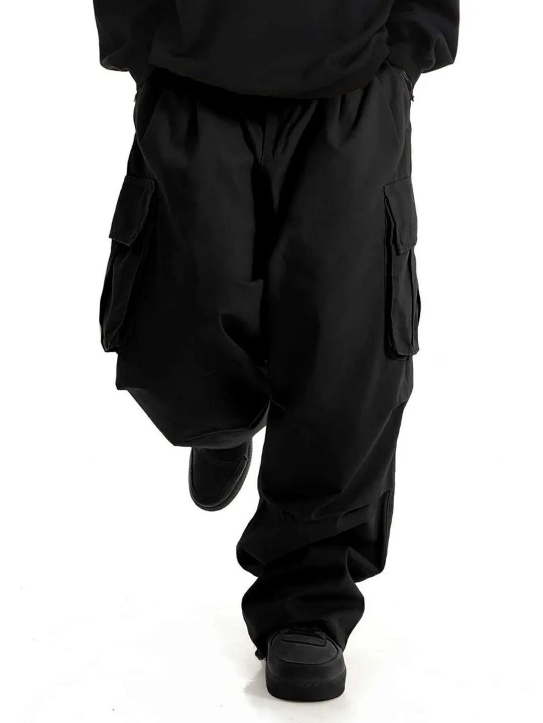 Pantalón Cargo Pierna Ancha Hombre — Urbano Holgado