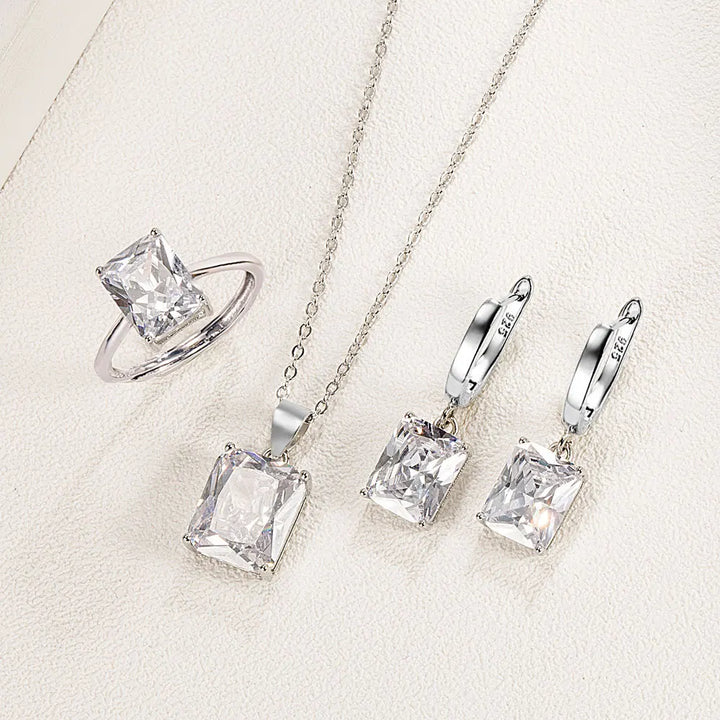Conjunto Elegante Plata 925 — Anillo, Pendientes y Collar