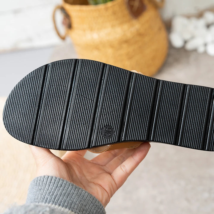 Zapatillas Planas Mujer — Cadena Dorada Verano