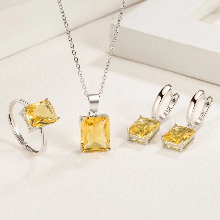 Conjunto Elegante Plata 925 — Anillo, Pendientes y Collar