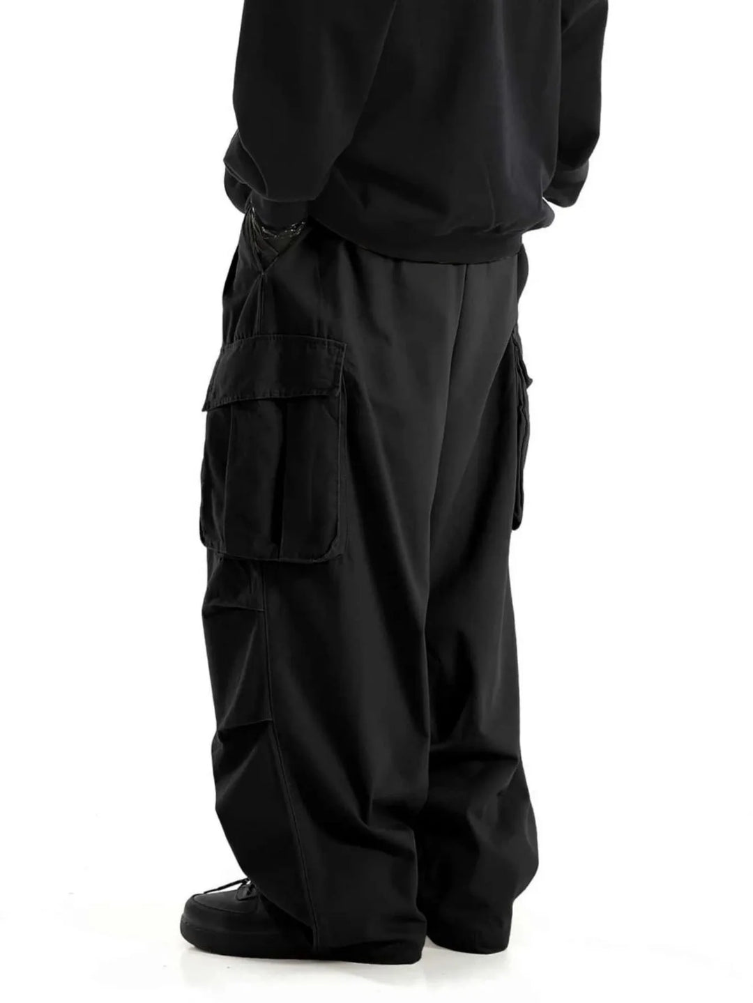Pantalón Cargo Pierna Ancha Hombre — Urbano Holgado